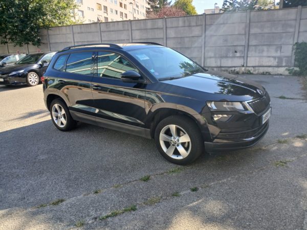 SKODA KAROQ Essence Boite Auto 5P SUV 1.5 TSI 150CH DSG7  Active Business - 02/2022 - 148 452 km - TVA récupérable - VO 169 – Image 3