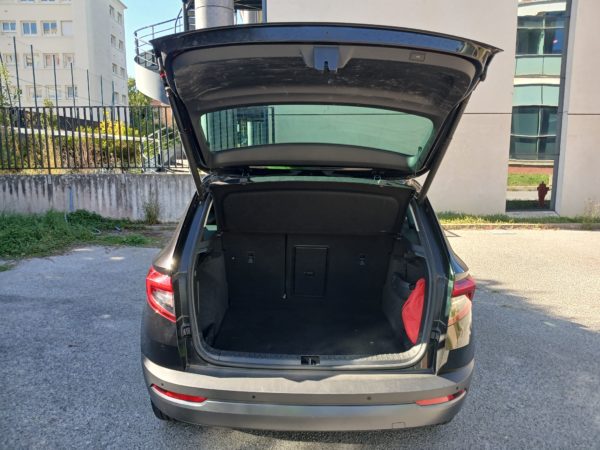 SKODA KAROQ Essence Boite Auto 5P SUV 1.5 TSI 150CH DSG7  Active Business - 02/2022 - 148 452 km - TVA récupérable - VO 169 – Image 24