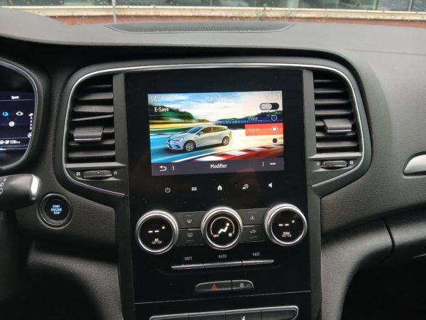 RENAULT MEGANE HYBRIDE Essence IV ESTATE E-TECH PLUG-IN  160 – 21N BUSINESS  06/2021 – 122 284 km – Image 26