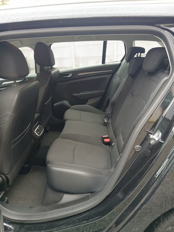 RENAULT MEGANE HYBRIDE Essence IV ESTATE E-TECH PLUG-IN  160 – 21N BUSINESS  06/2021 – 122 284 km – Image 29