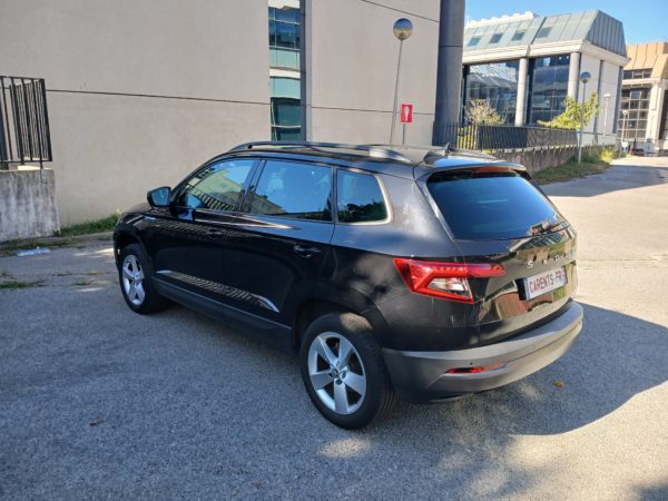 SKODA KAROQ Essence Boite Auto 5P SUV 1.5 TSI 150CH DSG7  Active Business - 02/2022 - 148 452 km - TVA récupérable - VO 169 – Image 4
