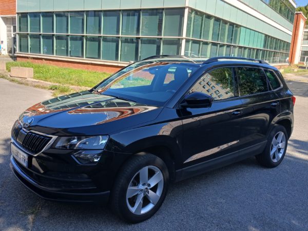 SKODA KAROQ Essence Boite Auto 5P SUV 1.5 TSI 150CH DSG7  Active Business - 02/2022 - 148 452 km - TVA récupérable - VO 169 – Image 6