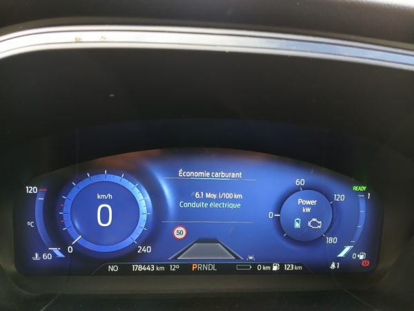 FORD KUGA Hybride Essence rechargeable 2.5 DURATEC 225 CH PHEV POWERSHIFT  ST-LINE 09/2022 - 178 443 km - TVA Récupérable - 1ére main – VO 204Bis – Image 15