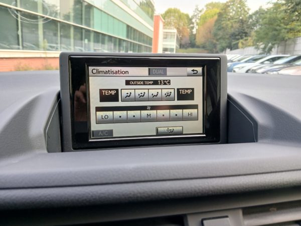 LEXUS Ct 200H HYBRIDE Essence 136CV SENSATION  09/2012 -109 889 km - 1 ère MAIN – VO 201 – Image 21