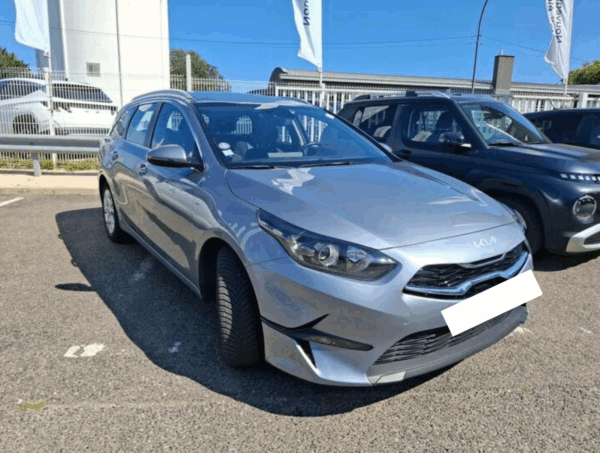 KIA CEED SW BREAK Hybride Essence 1.5 T-GDi 160 ISG Active Business DCT7 02/2023 – 95 610 km – 1ère main – TVA récupérable - VO 195 – Image 3