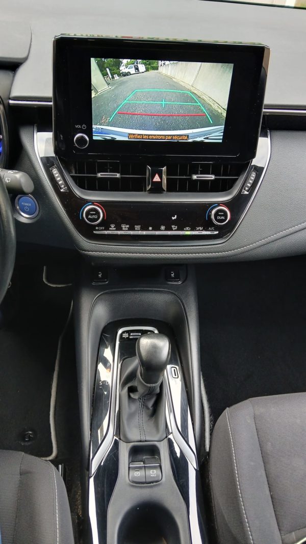 COROLLA TOURING SPORTS BREAK HYBRIDE Essence 184CH Dynamic Business  03/2022 – 171 703 km – TVA récupérable - 1ère main – VO 194 – Image 24
