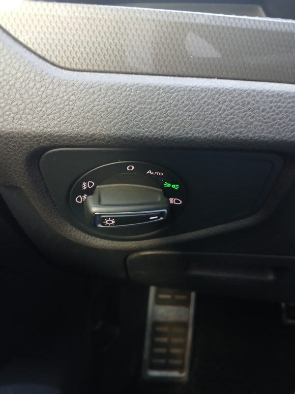 VOLKSWAGEN TOURAN Diesel BOITE AUTO 2.0 TDI 150 DSG7 LOUNGE 7 Places 07/2020 – 274 910 KM – VO 179 – Image 24