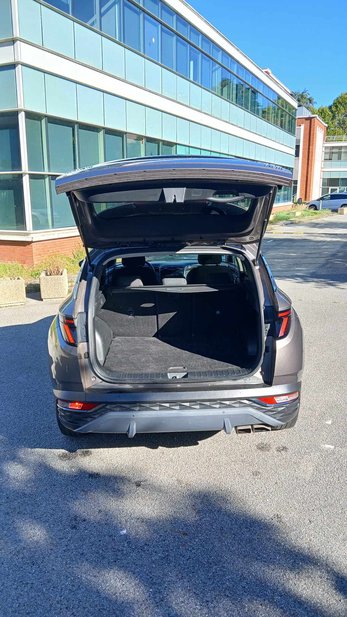 TUCSON HYBRIDE Essence 1.6 T-GDI 230 CV BOITE AUTO finition CRÉATIVE 01/2023 - 131 979 km - TVA récupérable - 1ère main – Image 27