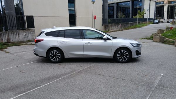 FORD FOCUS SW Essence 1.0 l Flexi MHEV 125ch-6CV Titanium X Busin PSHIFT VP BOITE AUTOMATIQUE  09/2022 – 164 987 km - 1ère main - TVA récupérable VO 203Bis – Image 8