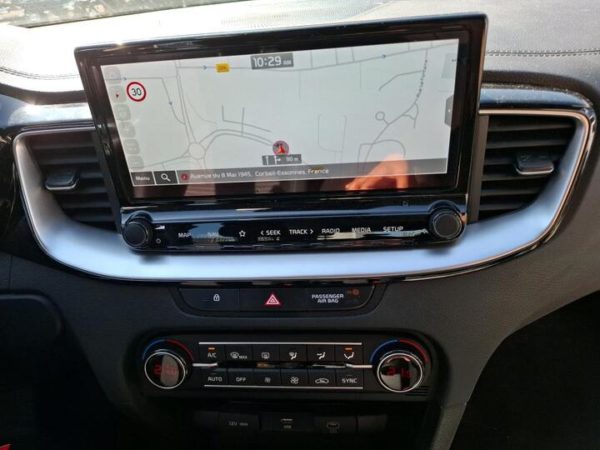 KIA CEED SW BREAK Hybride Essence 1.5 T-GDi 160 ISG Active Business DCT7 02/2023 – 95 610 km – 1ère main – TVA récupérable - VO 195 – Image 8