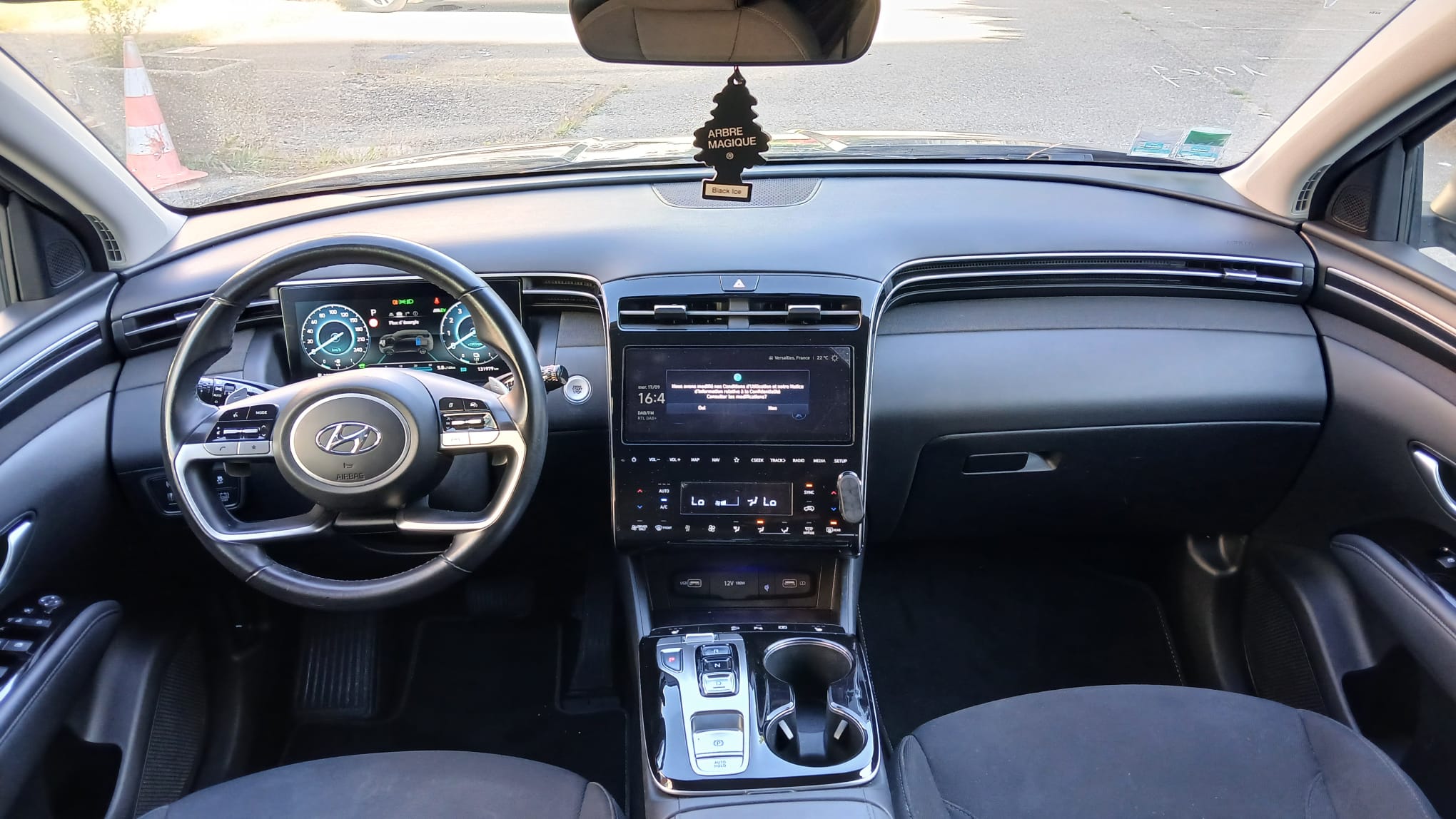 TUCSON HYBRIDE Essence 1.6 T-GDI 230 CV BOITE AUTO finition CRÉATIVE 01/2023 - 131 979 km - TVA récupérable - 1ère main – Image 11