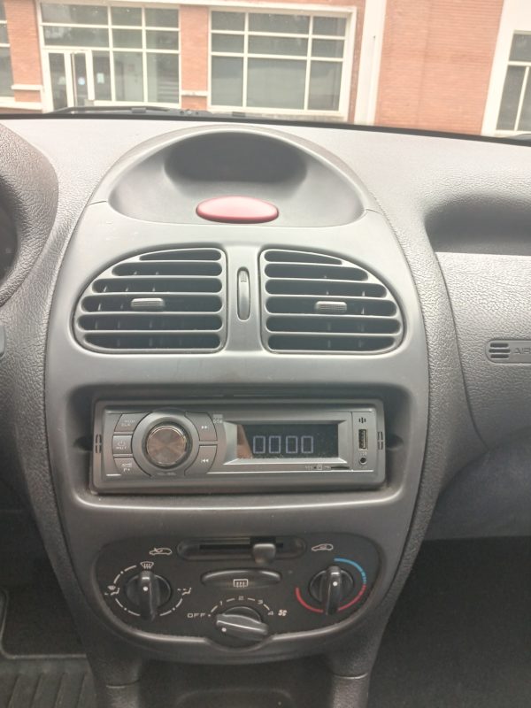 PEUGEOT 206 Essence Boite-Auto 1.4I XR Présence A  05/2000 - 201 365 km - VO 170 – Image 13