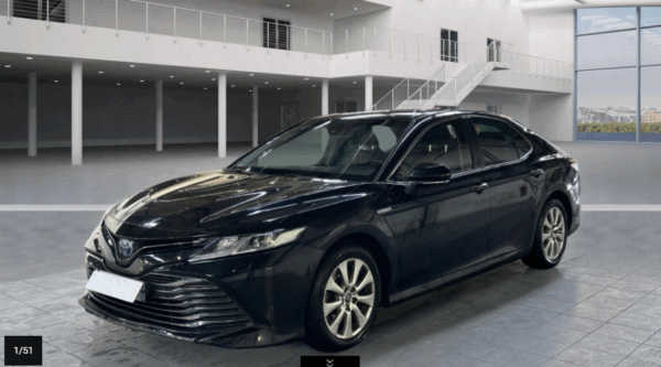 CAMRY HYBRIDE PRO  218 CV 2WD DYNAMIC BUSINESS  01/2020 – 270 720 km - TVA récupérable - 1 ère MAIN - VO 215 – Image 2