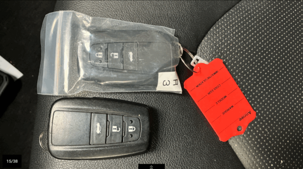 CAMRY HYBRIDE PRO  218 CV 2WD DYNAMIC BUSINESS  07/2021 – 262 638 km - TVA récupérable - 1 ère MAIN - VO 211 – Image 17