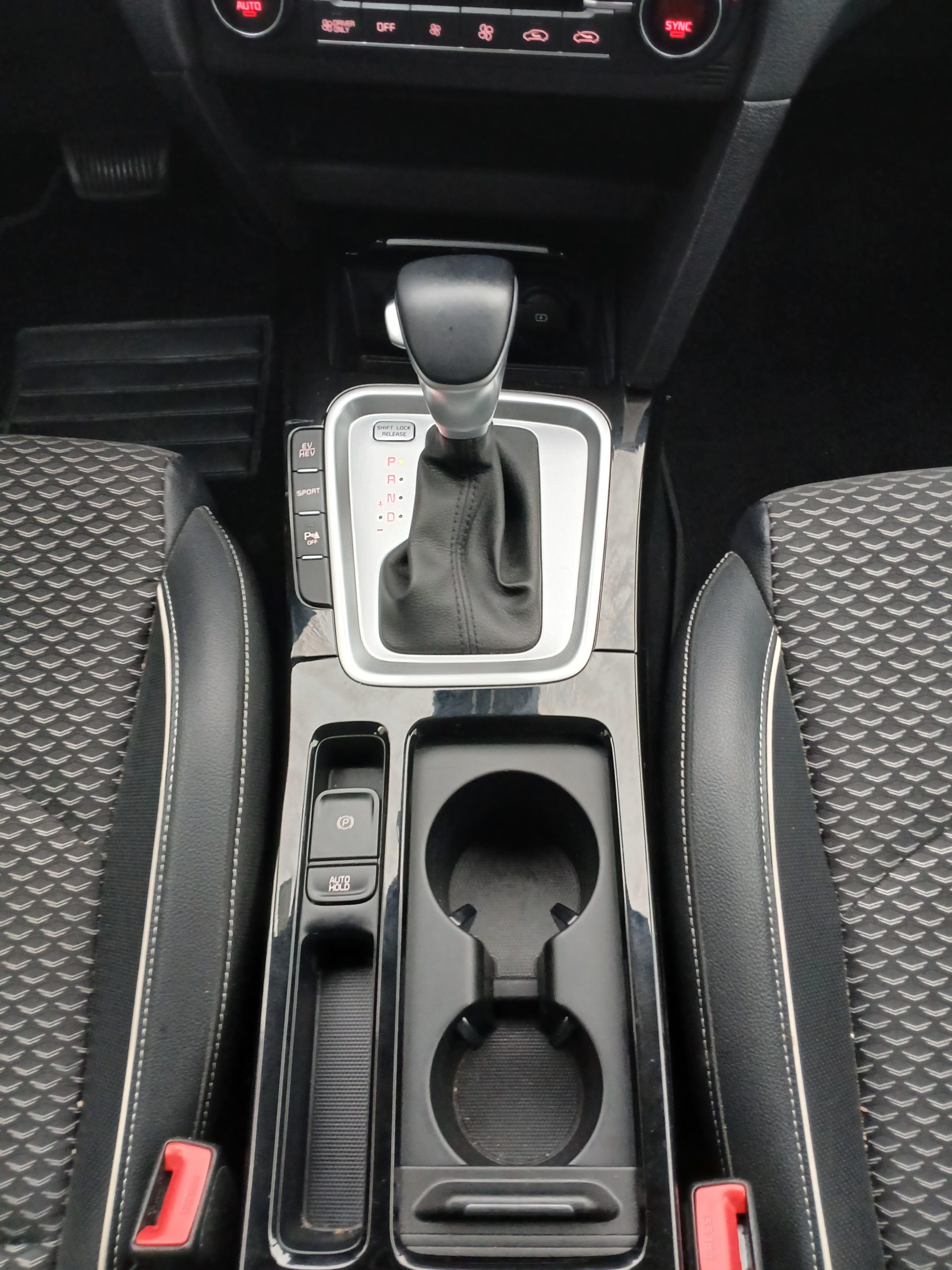 KIA XCEED Hybride Rechargeable Boite-Auto 1.6 GDI 141 CV Active Business 06/2022 – 94 042 km - TVA récupérable – 1 ère main – VO 221 – Image 22