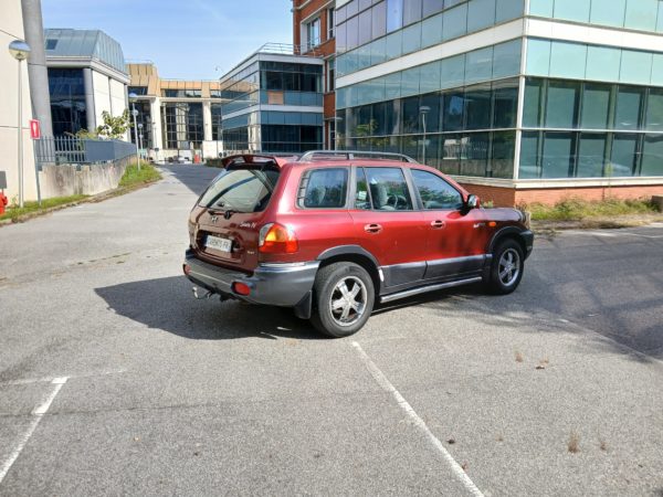 HYUNDAI SANTA FÉ Diesel BOITE AUTO 2.0 CRDI 112 4WD GLS LUXE A 11/2002 - 198 127 KM - VO 199 – Image 5