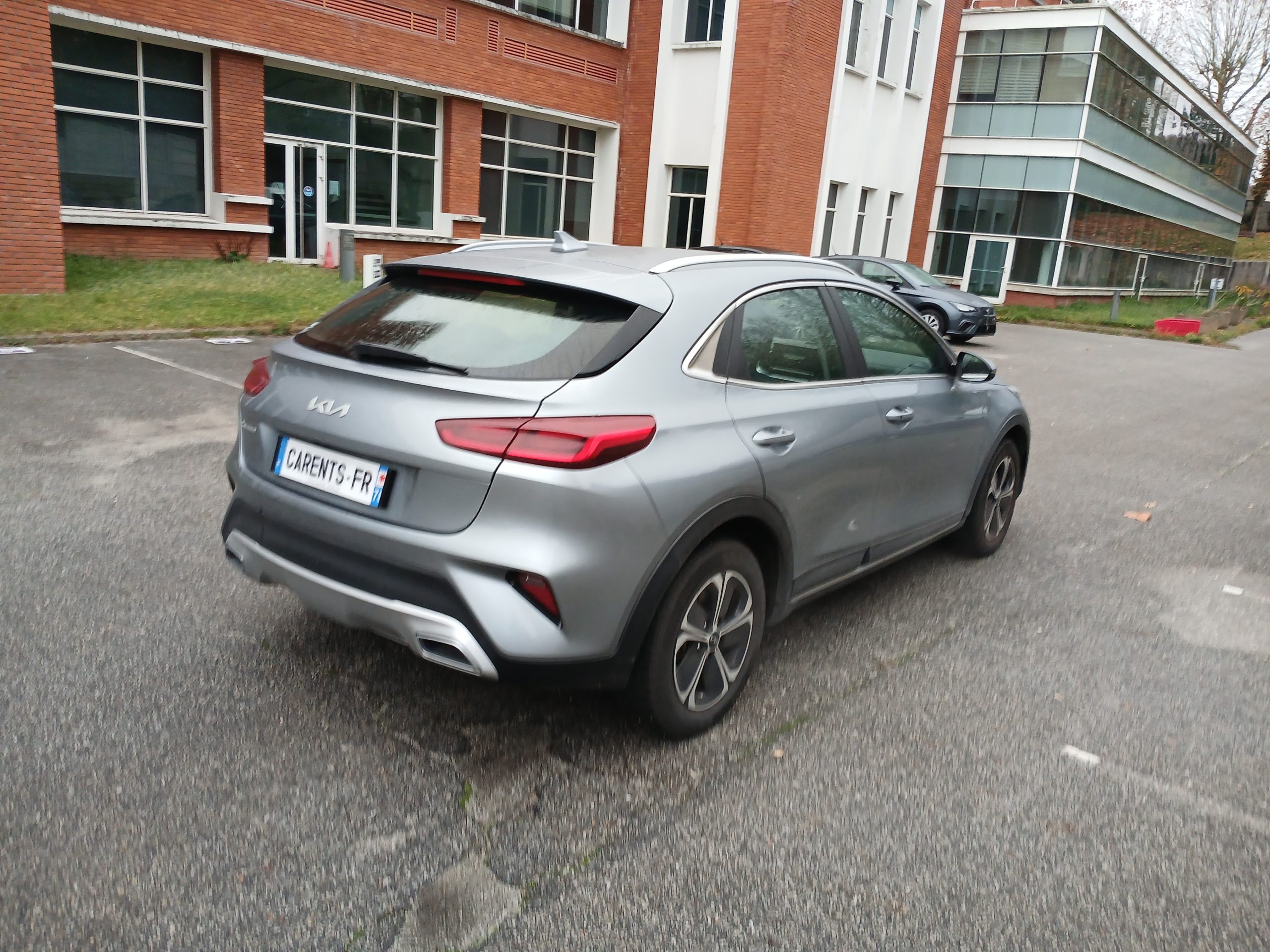 KIA XCEED Hybride Rechargeable Boite-Auto 1.6 GDI 141 CV Active Business 06/2022 – 94 042 km - TVA récupérable – 1 ère main – VO 221 – Image 5