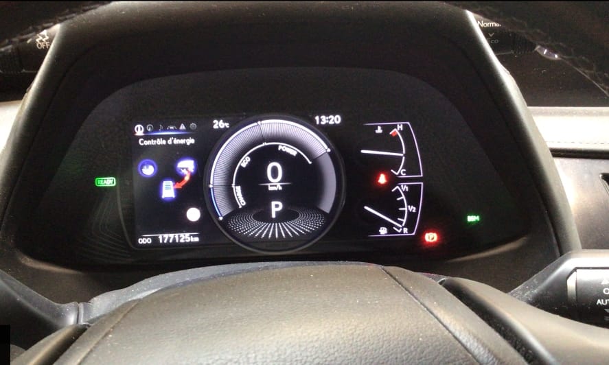 LEXUS UX 250H 2WD Premium Edition - 11/2020 – 177 125 km - première main – Image 6