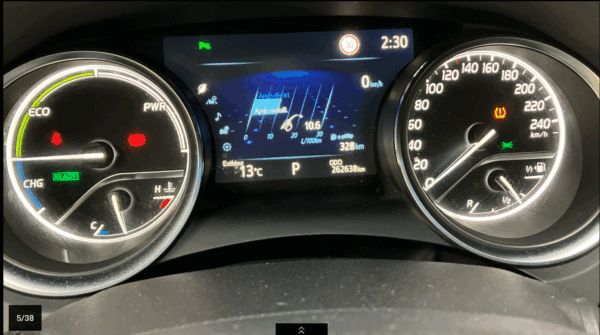 CAMRY HYBRIDE PRO  218 CV 2WD DYNAMIC BUSINESS  07/2021 – 262 638 km - TVA récupérable - 1 ère MAIN - VO 211 – Image 9