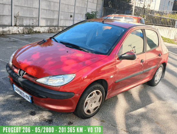 PEUGEOT 206 Essence Boite-Auto 1.4I XR Présence A  05/2000 - 201 365 km - VO 170