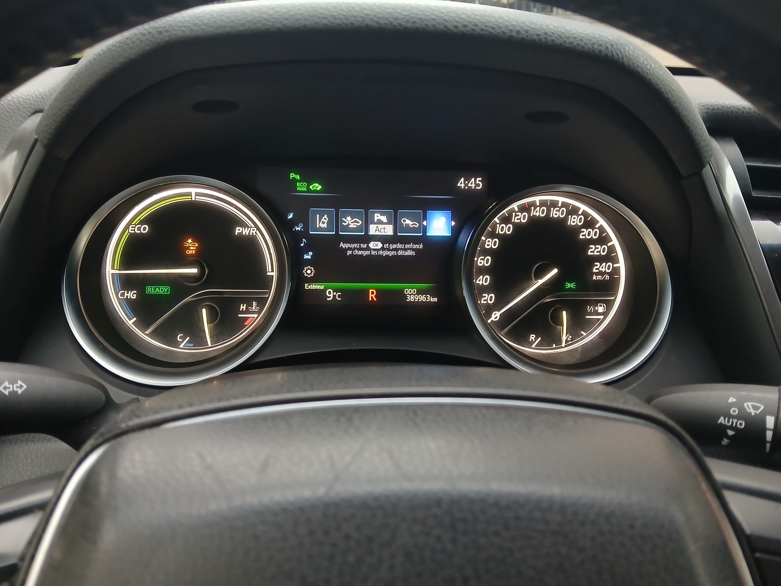 CAMRY HYBRIDE PRO 218 CH 2WD LOUNGE BOITE AUTO - 09/2019 – 389 963 km - VO 243 – Image 14