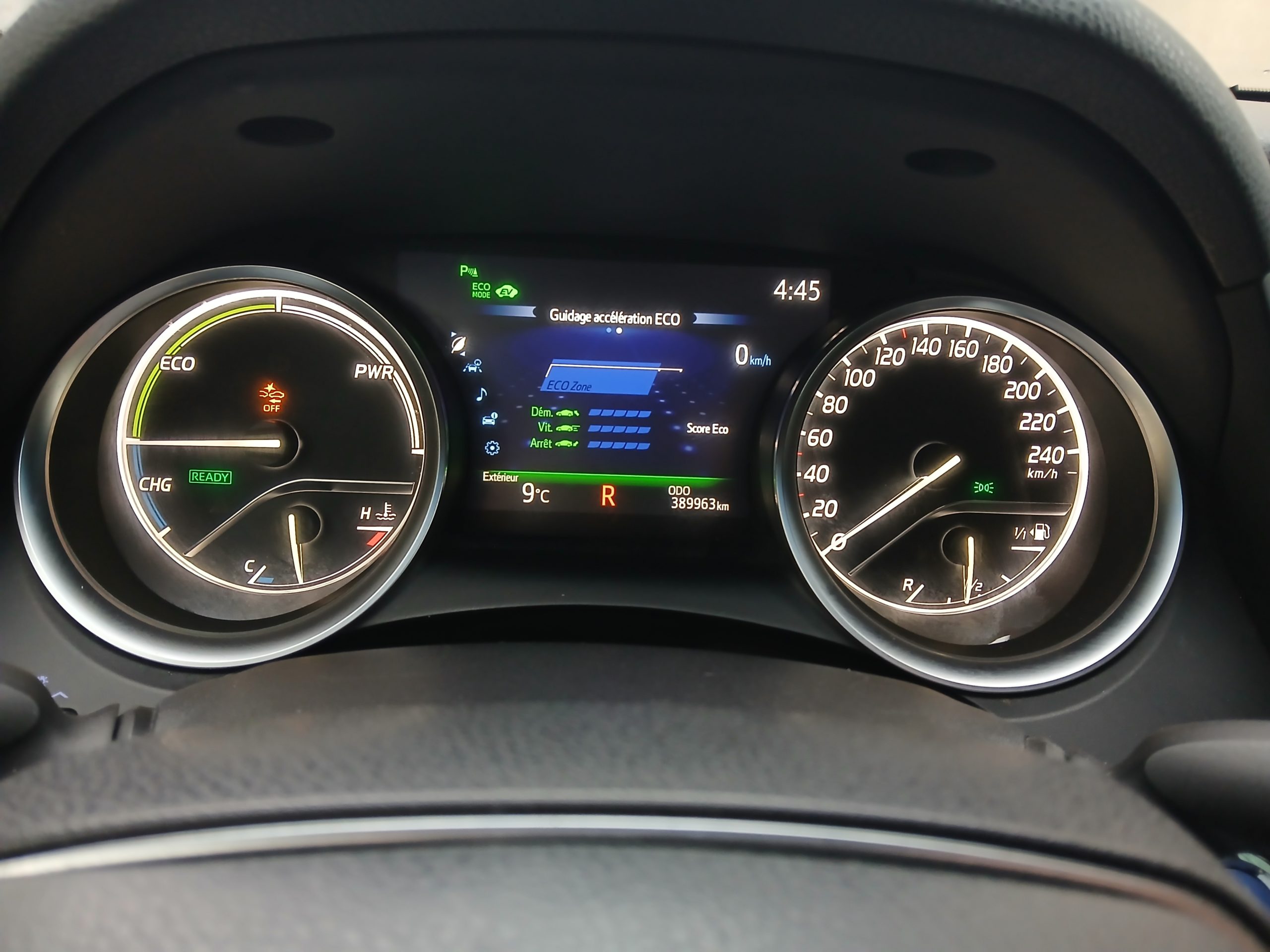 CAMRY HYBRIDE PRO 218 CH 2WD LOUNGE BOITE AUTO - 09/2019 – 389 963 km - VO 243 – Image 15