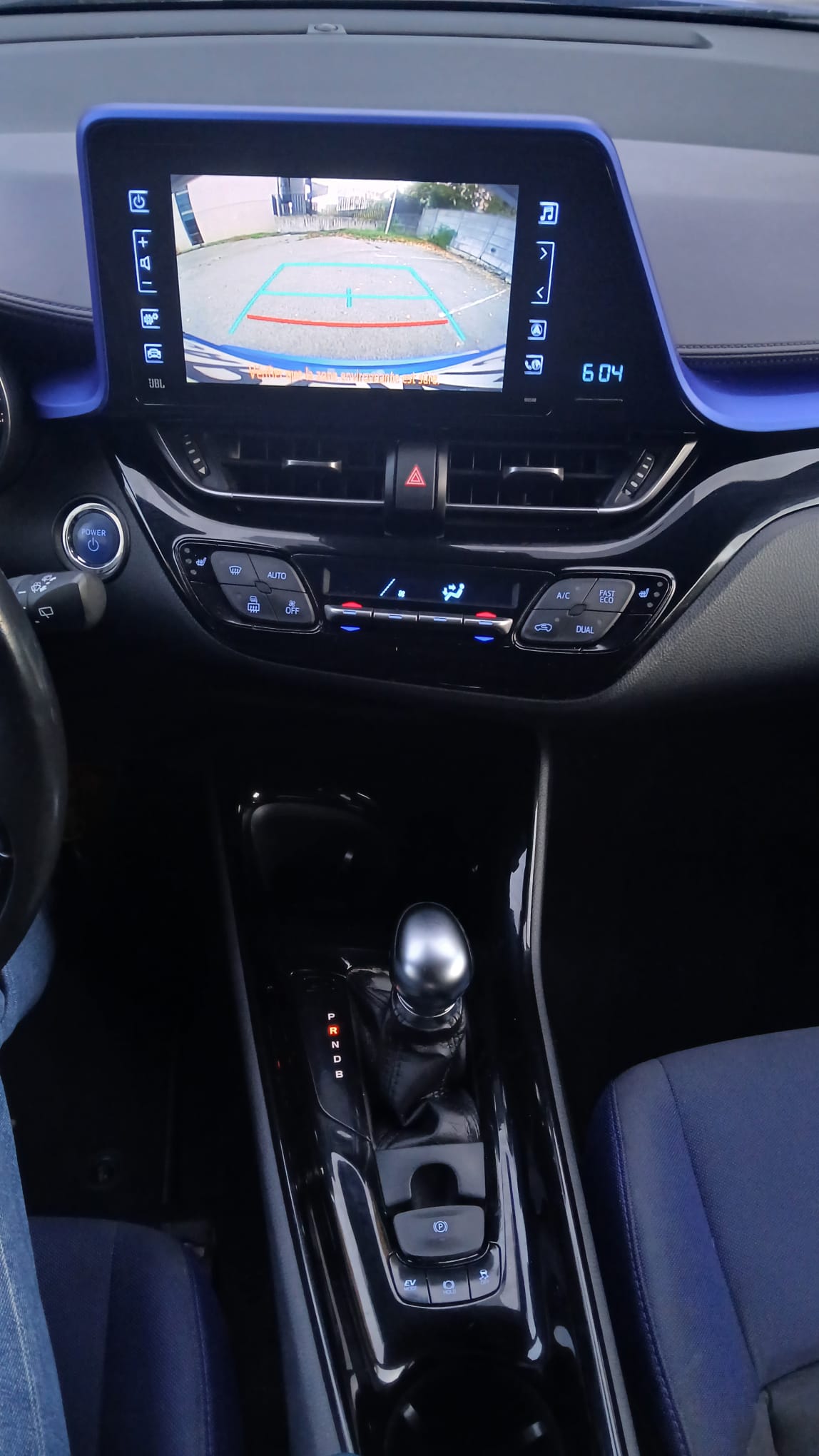 Toyota C-HR HYBRIDE 122 CH DYNAMIC Boite Auto -06/2018 – 248 706 km – Image 15