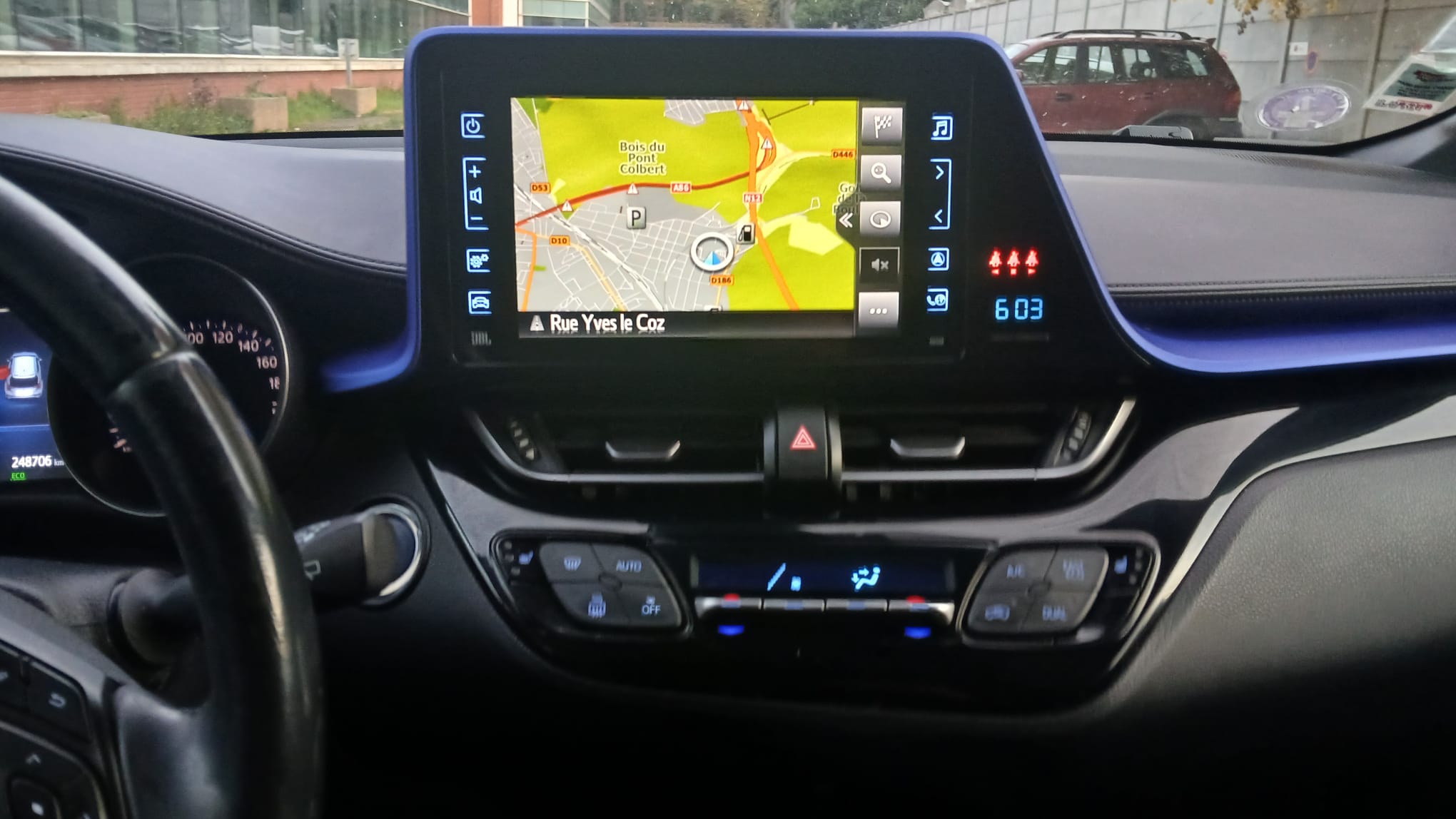 Toyota C-HR HYBRIDE 122 CH DYNAMIC Boite Auto -06/2018 – 248 706 km – Image 17