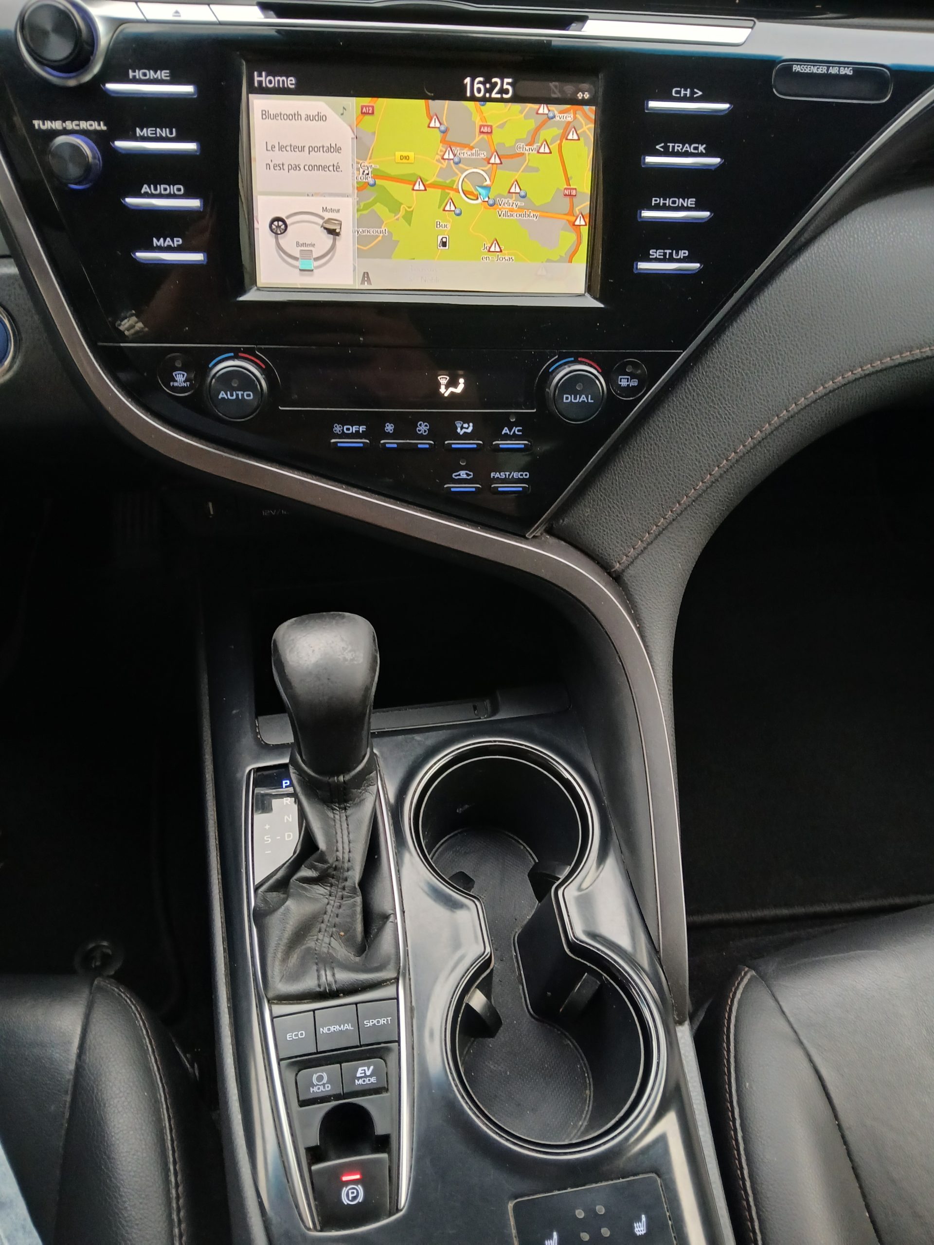 CAMRY HYBRIDE PRO 218 CH 2WD LOUNGE BOITE AUTO - 09/2019 – 389 963 km - VO 243 – Image 20