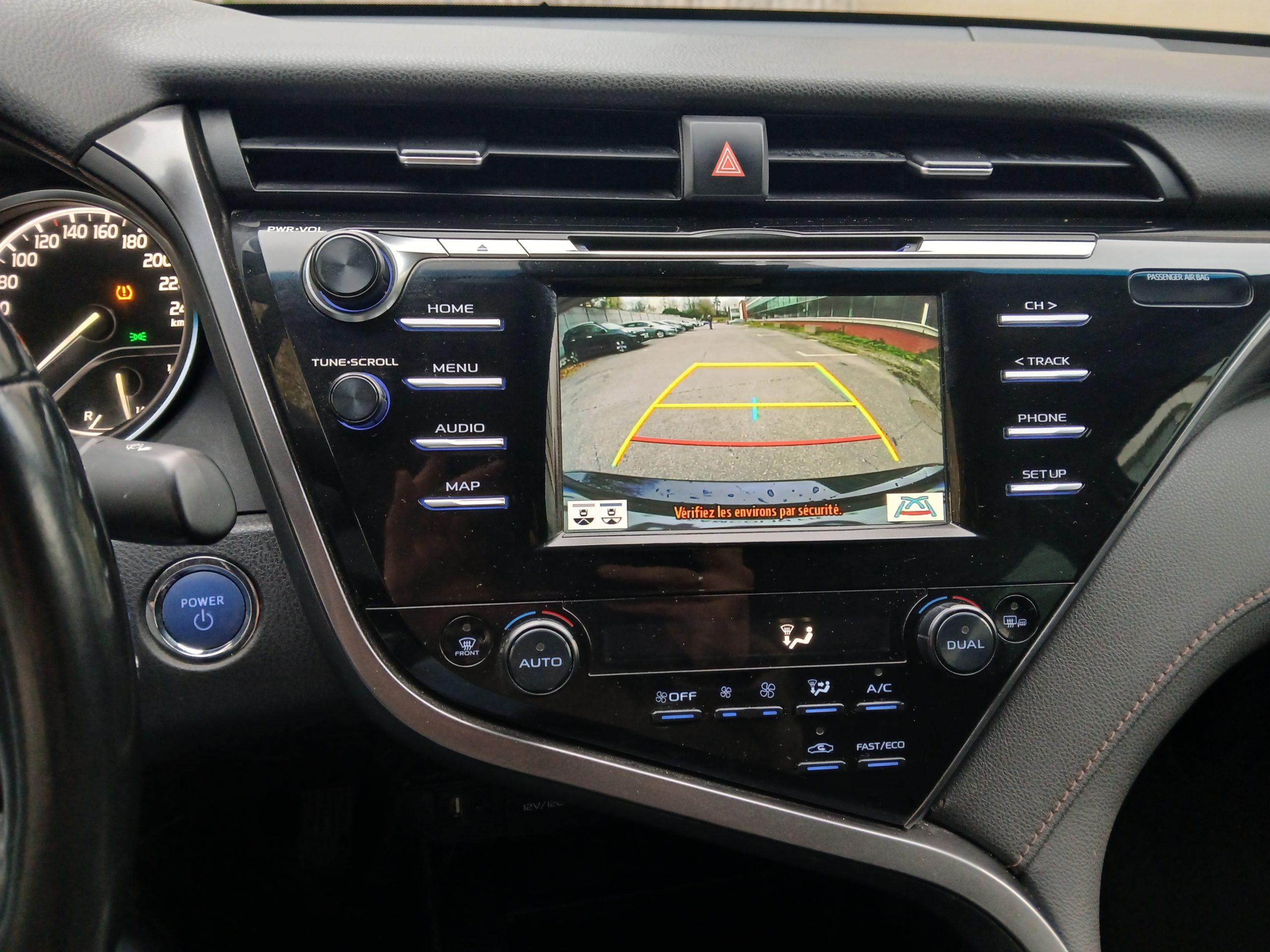 CAMRY HYBRIDE PRO 218 CH 2WD LOUNGE BOITE AUTO - 09/2019 – 389 963 km - VO 243 – Image 21