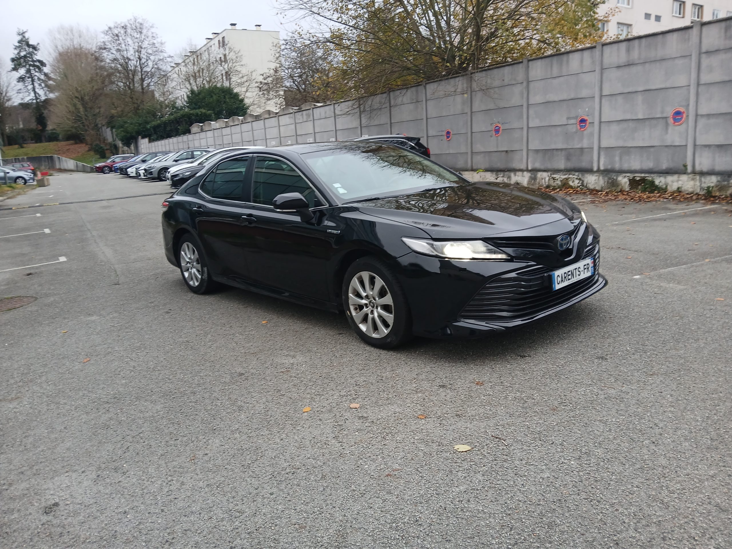 CAMRY HYBRIDE PRO 218 CH 2WD LOUNGE BOITE AUTO - 09/2019 – 389 963 km - VO 243 – Image 3