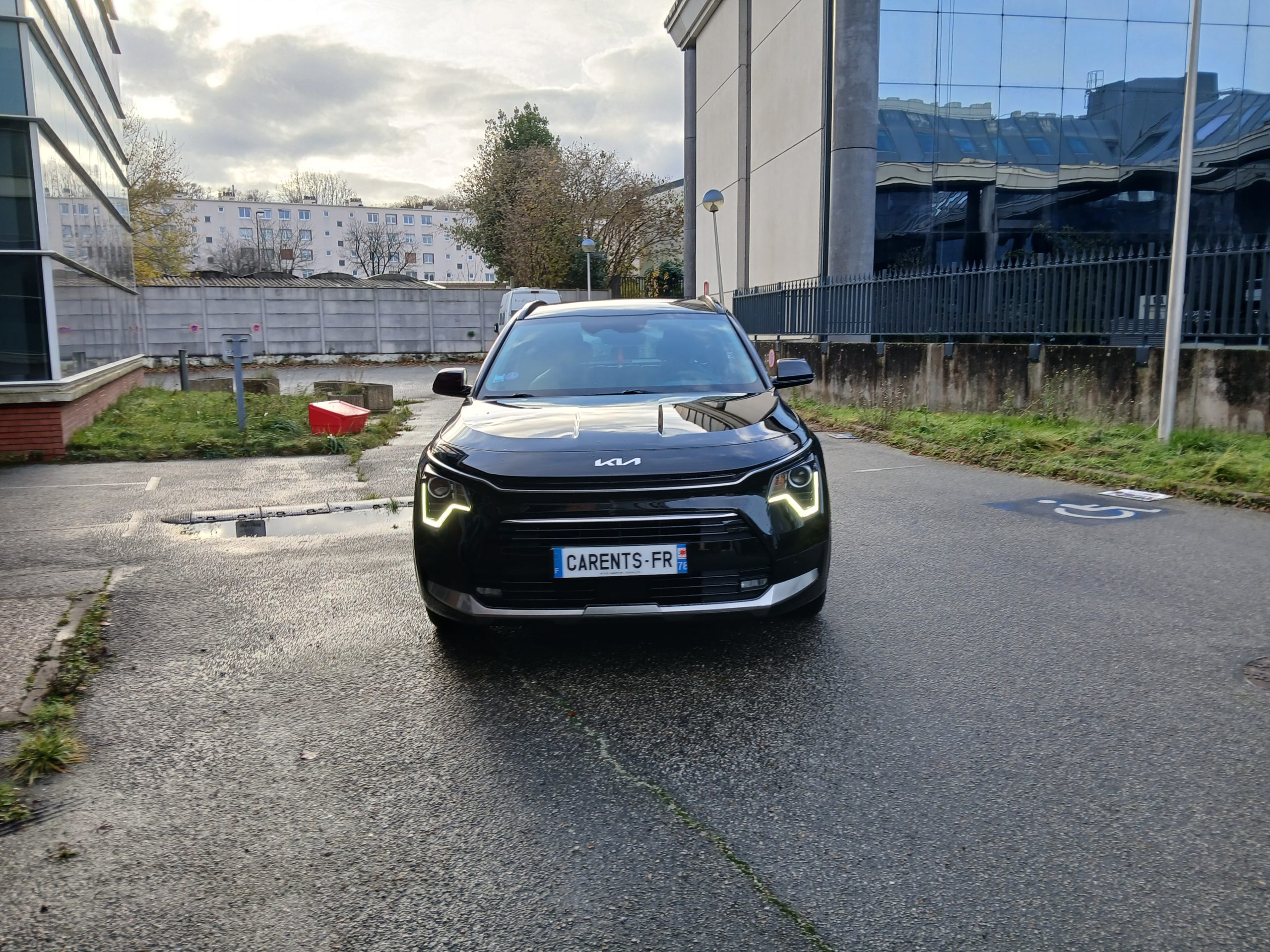 NIRO Hybride Rechargeable 1.6 GDI 183 CH BOITE AUTO PHEV DCT6 ACTIVE 02/2023 – 104 671 km - TVA récupérable – 1ère main – VO 250 – Image 9