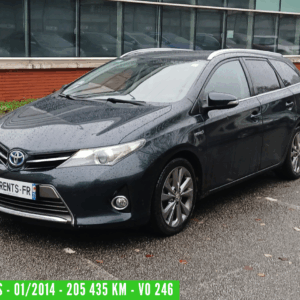 AURIS TOURING SPORTS Hybride Boite-auto 1.8  BUSINESS - 01/2014 – 205 435 km – VO 246