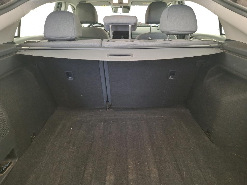 IONIQ Hybride Essence 1.6 GDI 141CH 1.6 BUSINESS 01/2021 – 152 150 km - TVA Récupérable - 1ére main – VO 266 – Image 12