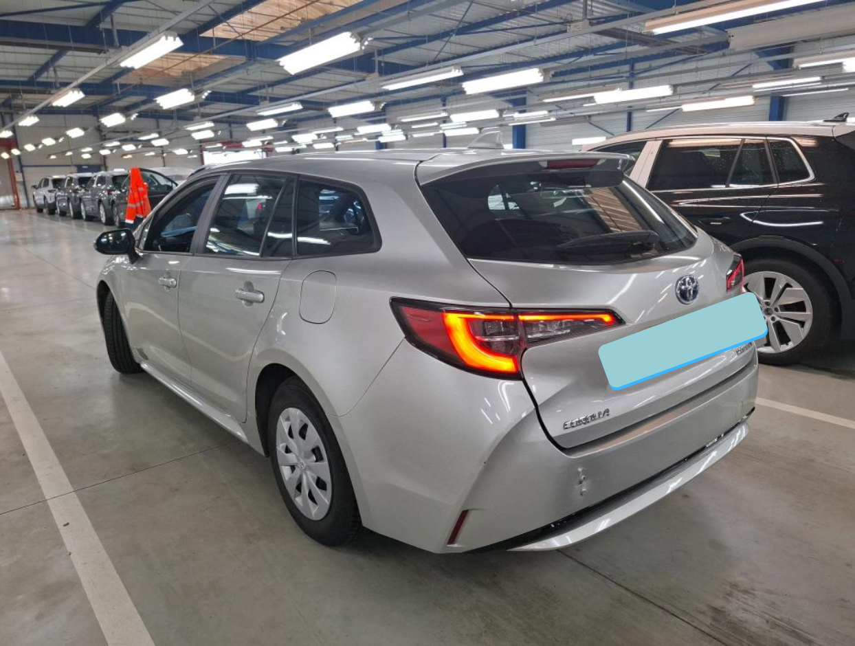 TOYOTA COROLLA TOURING SPORTS BREAK HYBRIDE Essence 122CH Active MY 21 - Boite Automatique - 1ére main - TVA récupérable - 04/2022 – 150 352 KM – VO 254 – Image 5