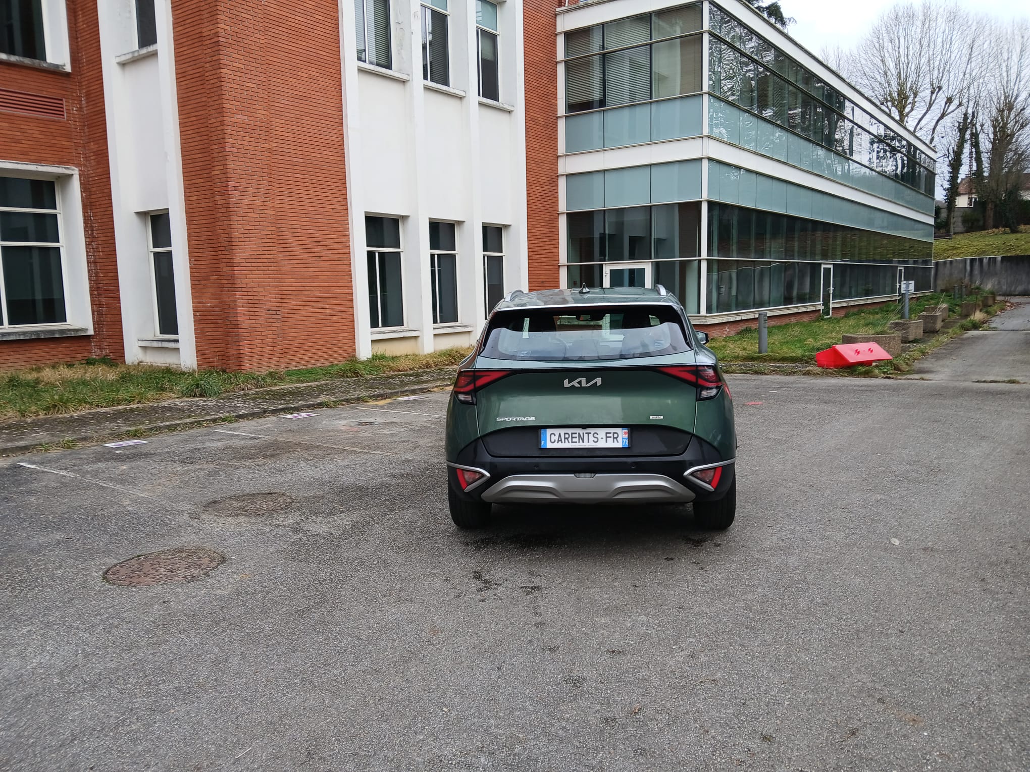 KIA SPORTAGE 230 CH Hybride Essence 1.6 T-GDI Boite Auto BVA6 Active Business – 05/2023 – 204 312 km - 1ére main - TVA récupérable – VO 300 – Image 8