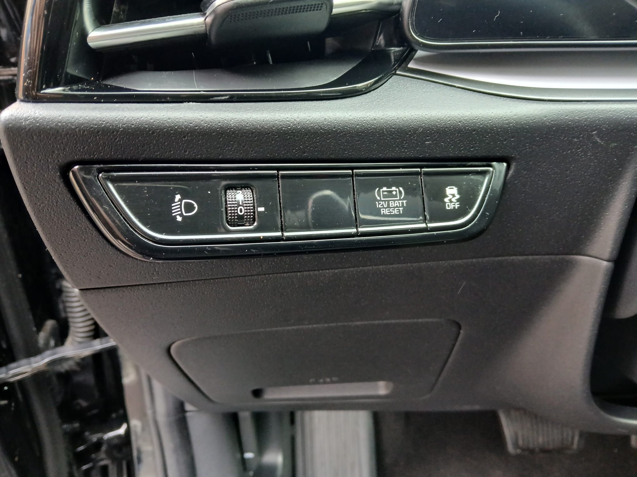 NIRO Hybride 1.6 GDI 141 CV HEV DCT6 Active – Boite Auto – 11/2022 – 156 491 km – VO 275 – Image 8