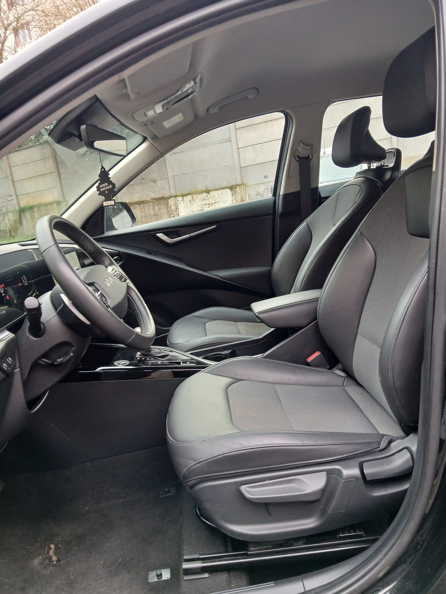 NIRO Hybride 1.6 GDI 141 CV HEV DCT6 Active – Boite Auto – 11/2022 – 156 491 km – VO 275 – Image 9