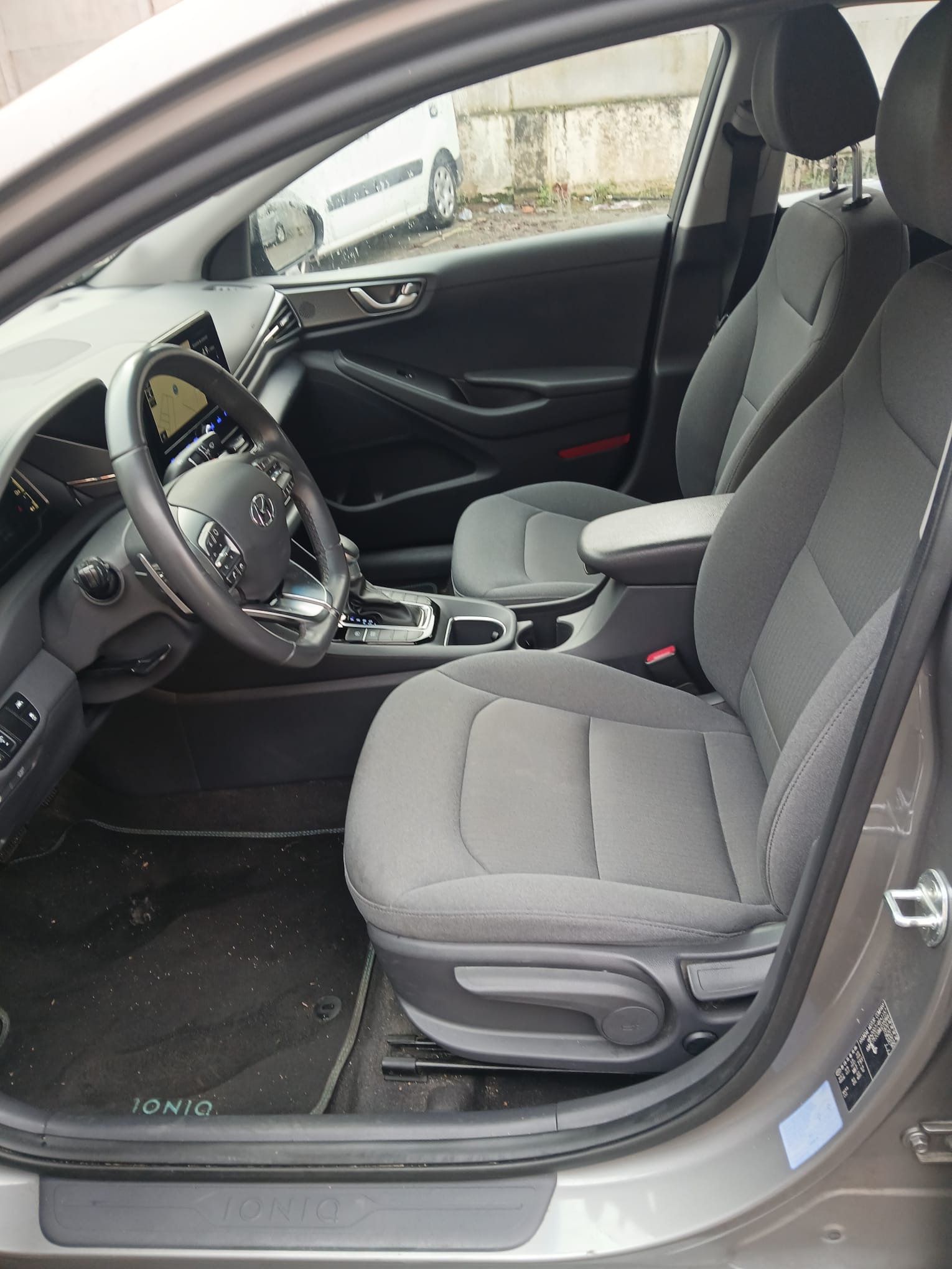 IONIQ Hybride Essence 1.6 GDI 141CH 1.6 BUSINESS 01/2021 – 152 150 km - TVA Récupérable - 1ére main – VO 306 – Image 14