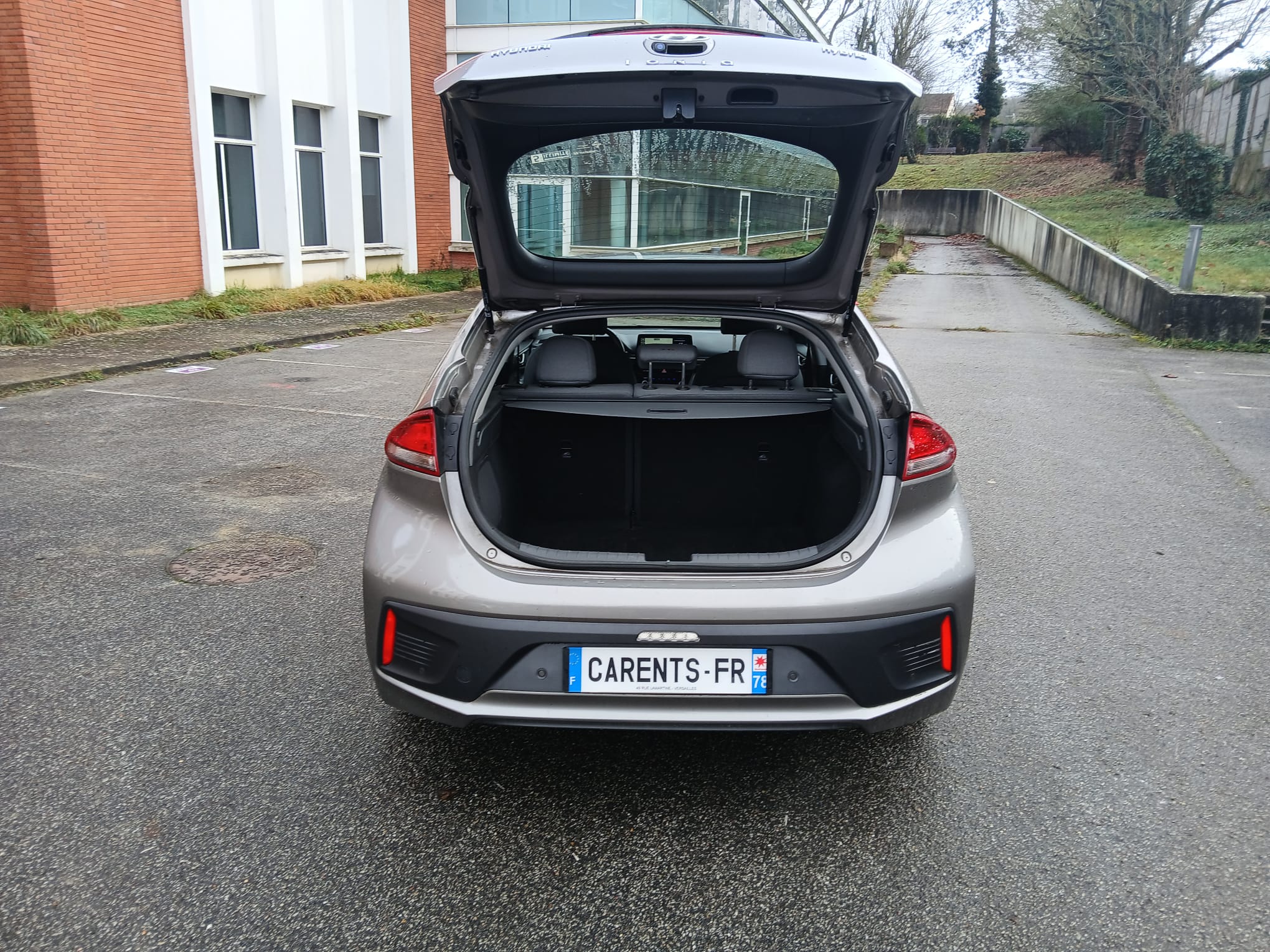 IONIQ Hybride Essence 1.6 GDI 141CH 1.6 BUSINESS 01/2021 – 152 150 km - TVA Récupérable - 1ére main – VO 306 – Image 18