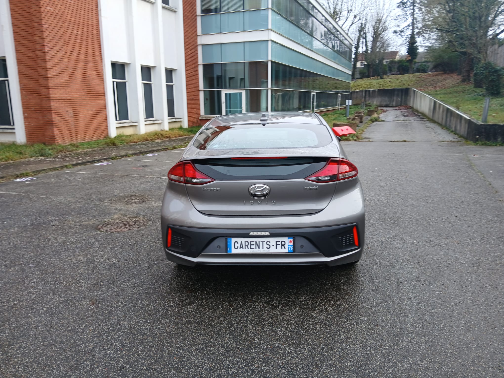 IONIQ Hybride Essence 1.6 GDI 141CH 1.6 BUSINESS 01/2021 – 152 150 km - TVA Récupérable - 1ére main – VO 306 – Image 8