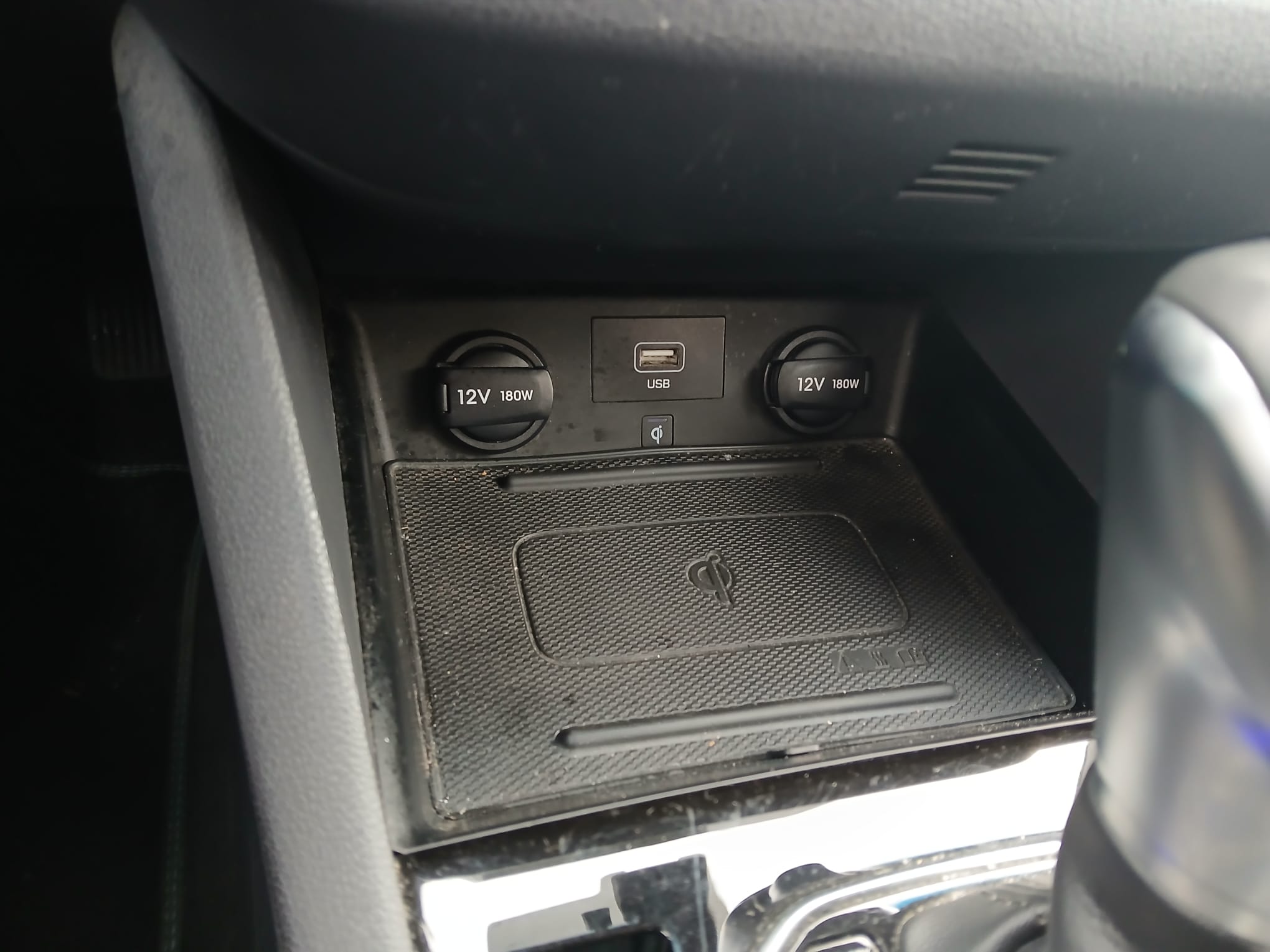 IONIQ Hybride Essence 1.6 GDI 141CH 1.6 BUSINESS 01/2021 – 152 150 km - TVA Récupérable - 1ére main – VO 306 – Image 20