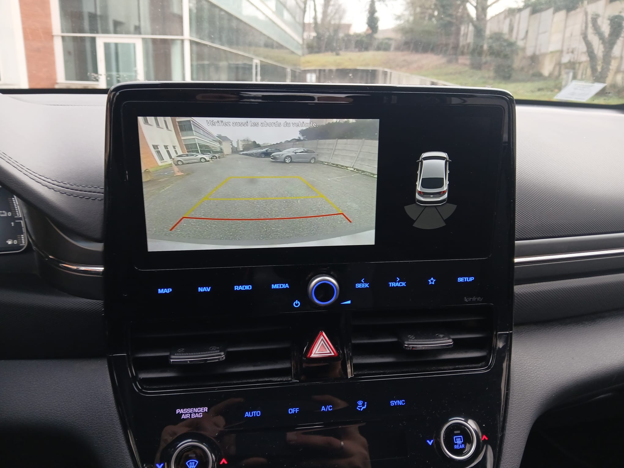 IONIQ Hybride Essence 1.6 GDI 141CH 1.6 BUSINESS 01/2021 – 152 150 km - TVA Récupérable - 1ére main – VO 306 – Image 12