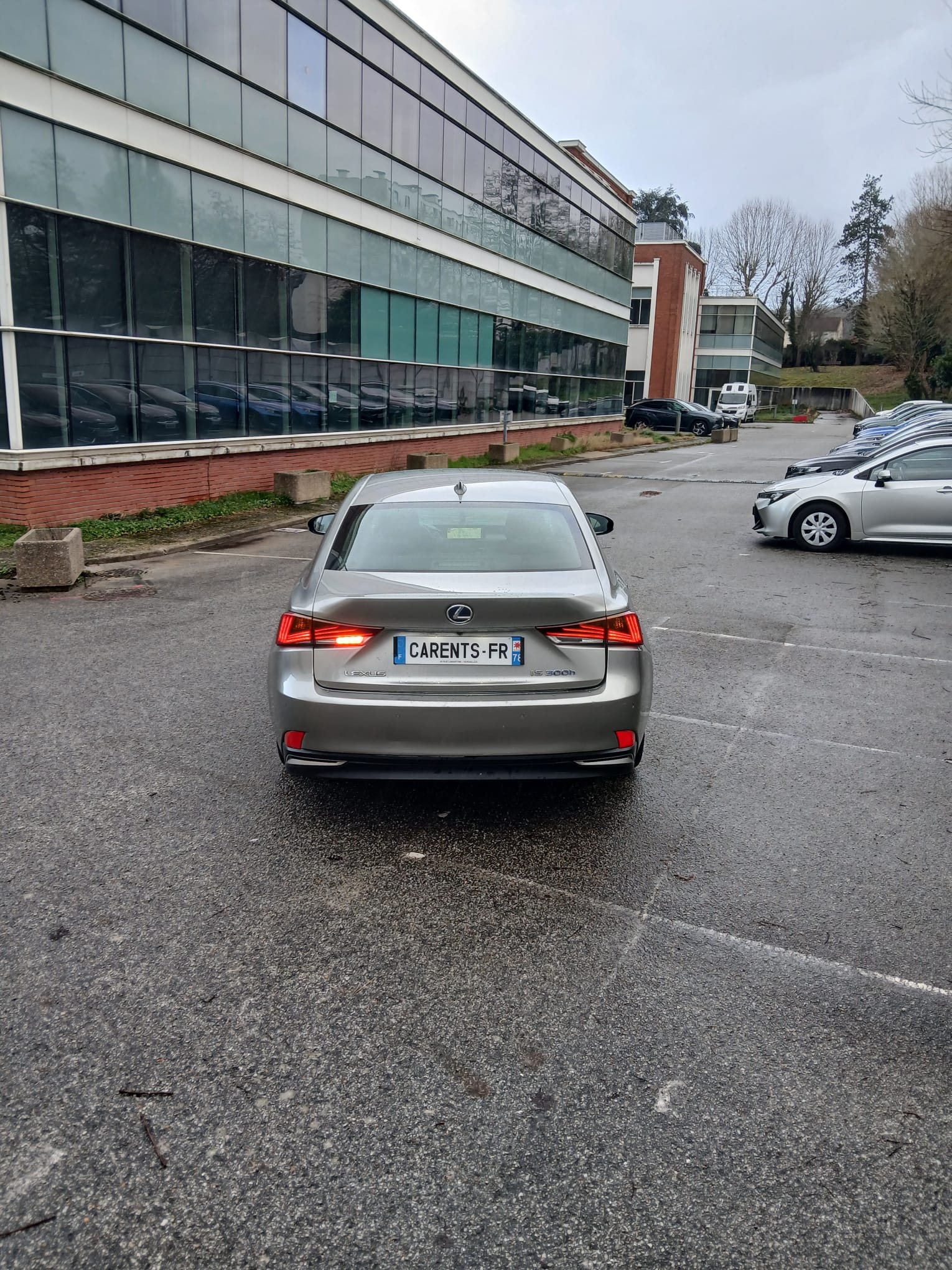 Lexus IS 300H VO 301 - Photo 24