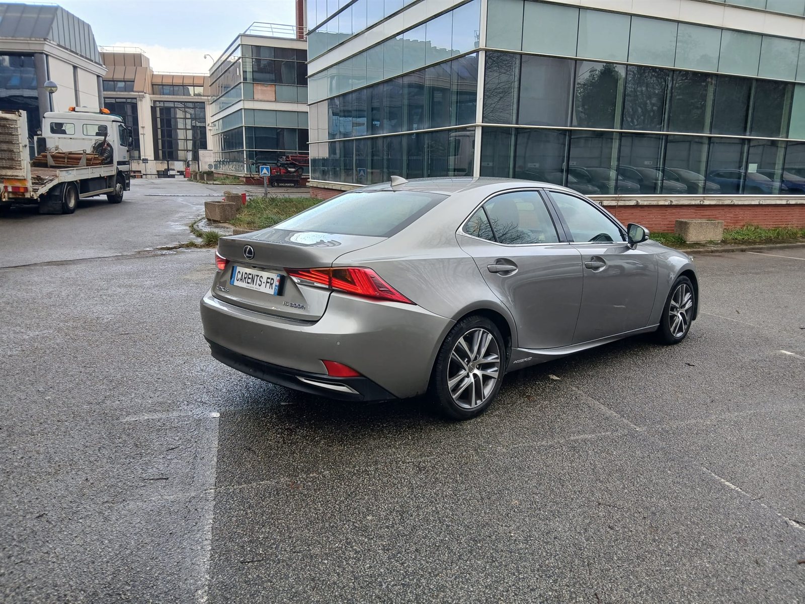 Lexus IS 300H VO 301 - Photo 29