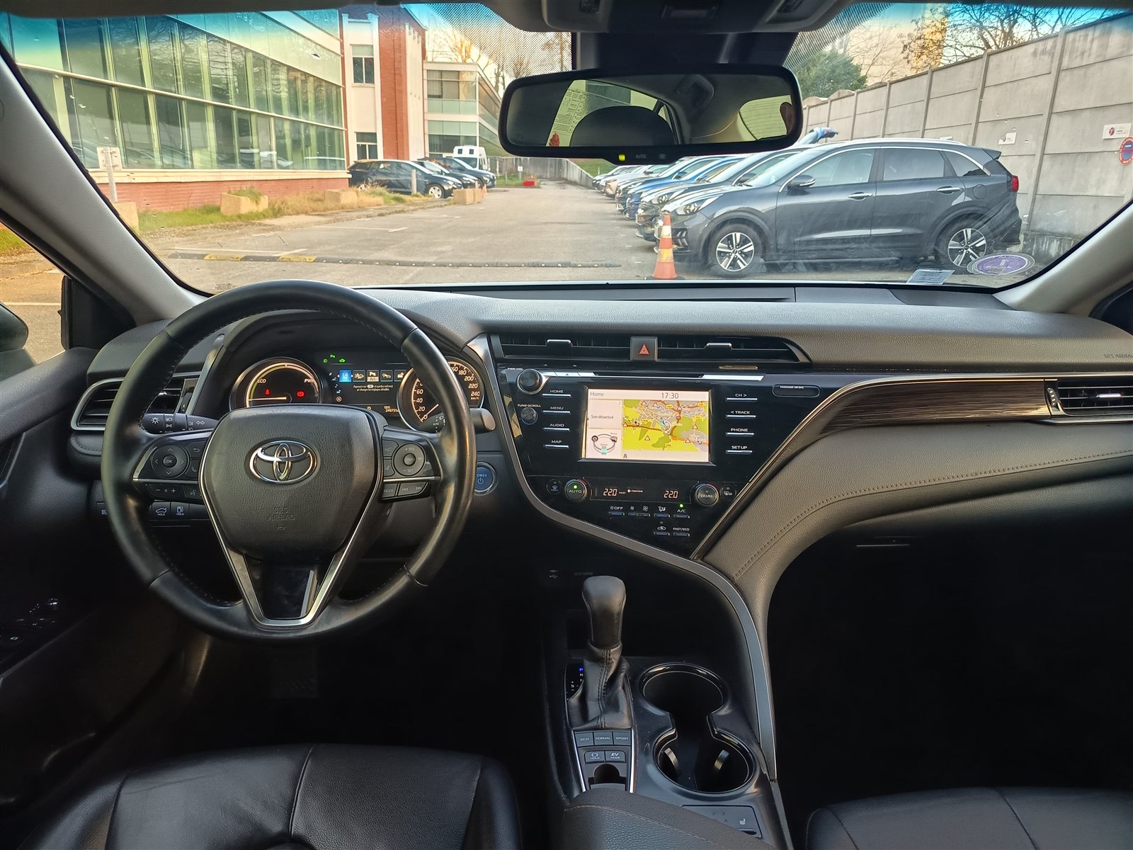 Toyota Camry VO 308 - Photo 12