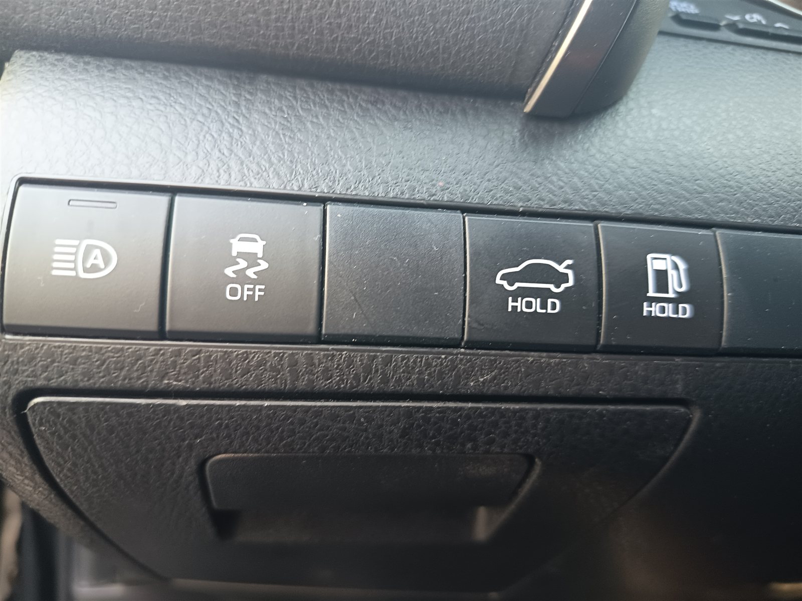 Toyota Camry VO 308 - Photo 15