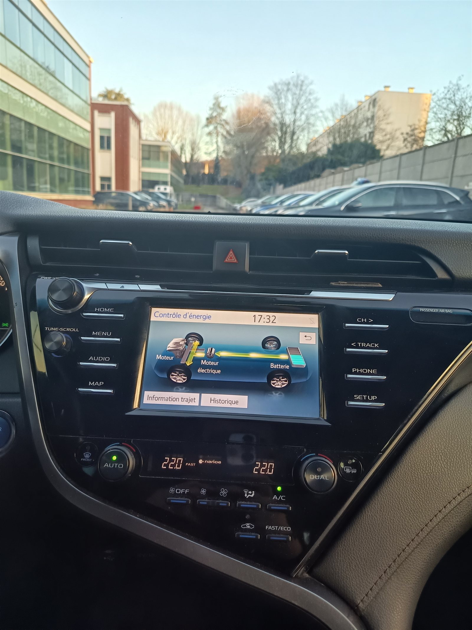 Toyota Camry VO 308 - Photo 18