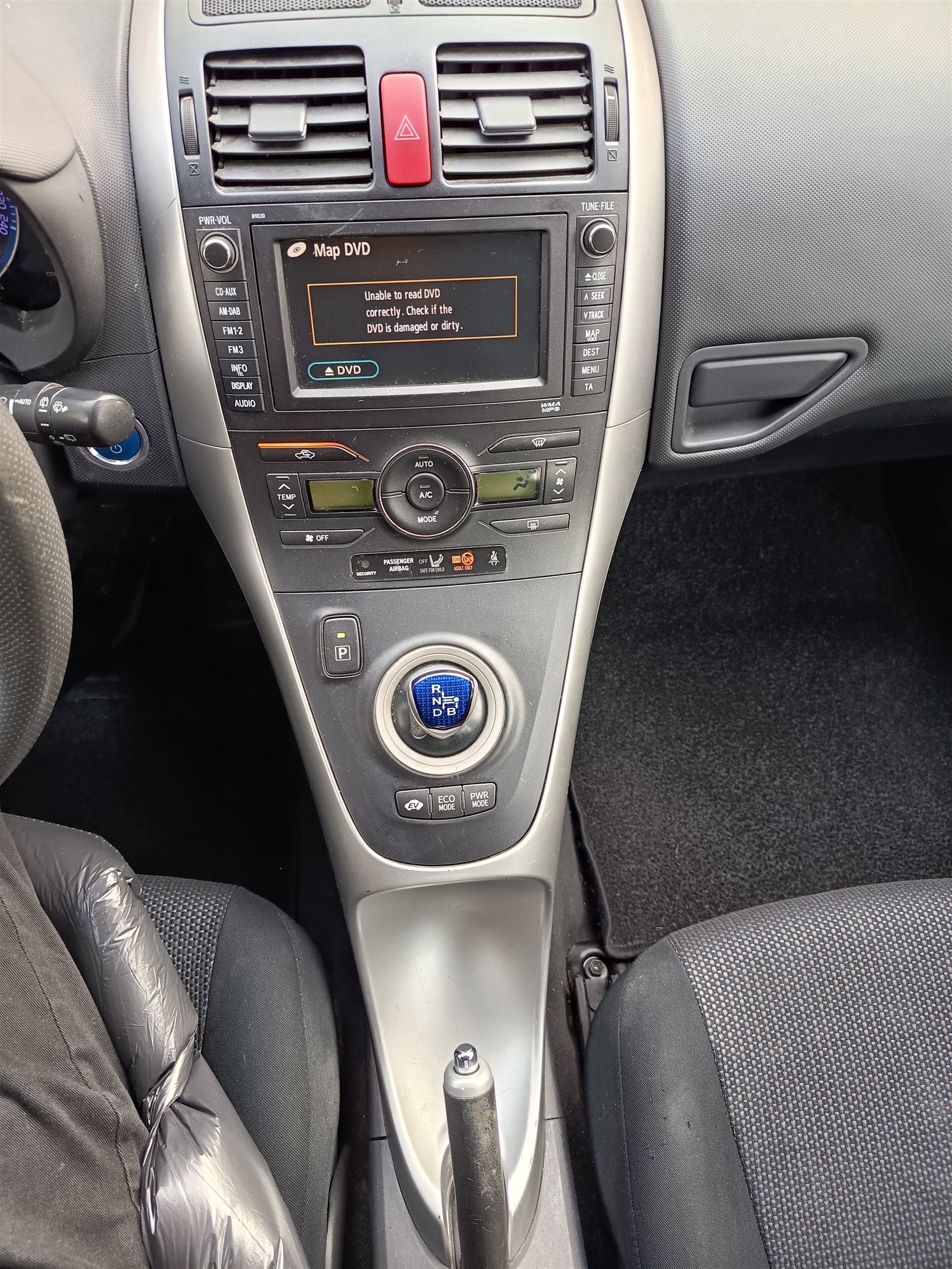 Toyota Auris VO 323 - Photo 13