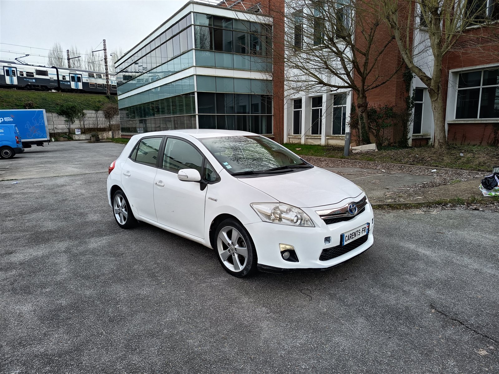 Toyota Auris VO 323 - Photo 24
